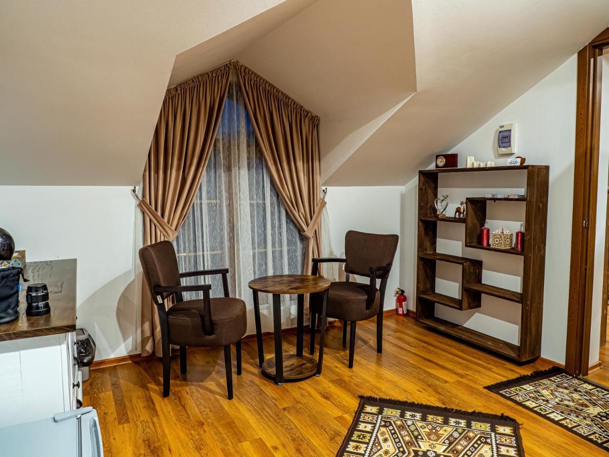 מלון קאמפולונג מולדובנסק Casa Delia מראה חיצוני תמונה